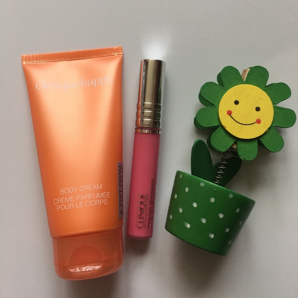 Clinique happy body cream and long last glasswear